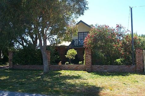 6 Yaringa St, Golden Bay, WA 6174