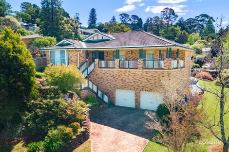 26 Don St, Kurrajong Heights, NSW 2758