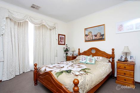 Property photo of 10 Lorenzo Court Angle Vale SA 5117