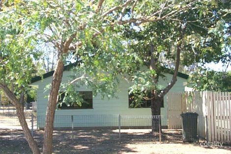 2 Catt Cres, Kawana, QLD 4701