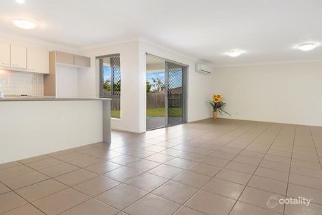 Property photo of 11 Paul Drive Regents Park QLD 4118
