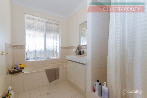 Property photo of 28 Hemiandra Place Toodyay WA 6566