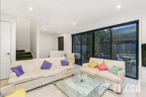 Property photo of 3/413 Elgar Road Mont Albert VIC 3127