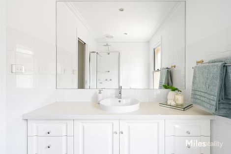 Property photo of 4/170 Lower Heidelberg Road Ivanhoe East VIC 3079