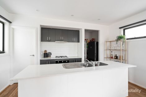 Property photo of 4/13 Cypress Avenue Brooklyn VIC 3012