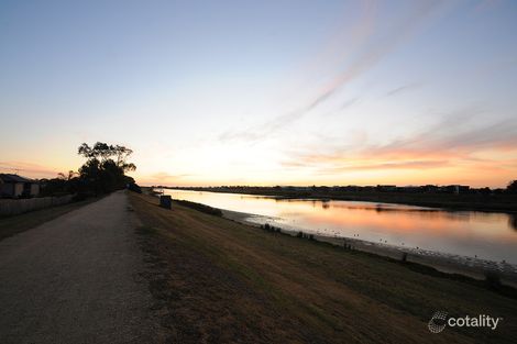 Property photo of 13/2-20 Gladesville Boulevard Patterson Lakes VIC 3197