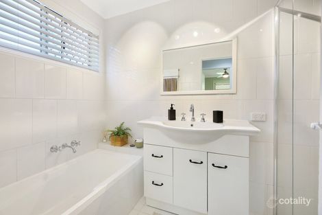 Property photo of 1/4 Styer Circuit Burleigh Waters QLD 4220