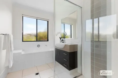 Property photo of 8 Macnab Street Yarrabilba QLD 4207