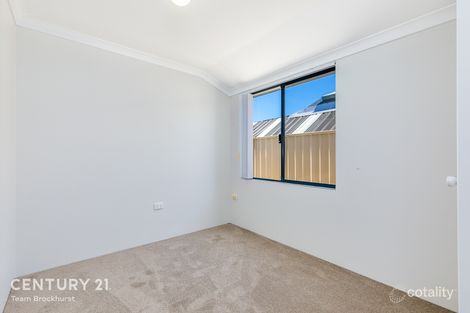 Property photo of 61 Bindoon Loop Huntingdale WA 6110