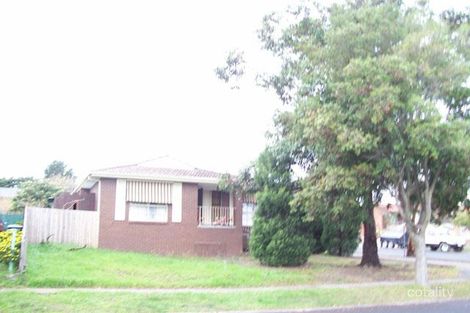 10 Isaac Smith Cres, Endeavour Hills, VIC 3802