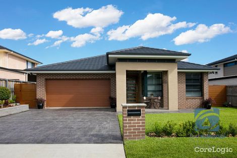 Property photo of 11 Shearer Place Colebee NSW 2761