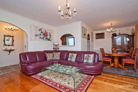 Property photo of 9 Karingal Drive Frankston VIC 3199