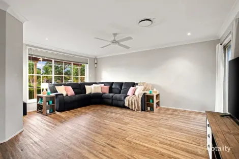 Property photo of 76 Greenbank Drive Werrington Downs NSW 2747