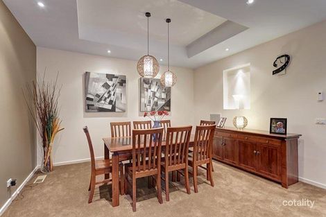 Property photo of 31 Cinnabar Avenue Mount Waverley VIC 3149