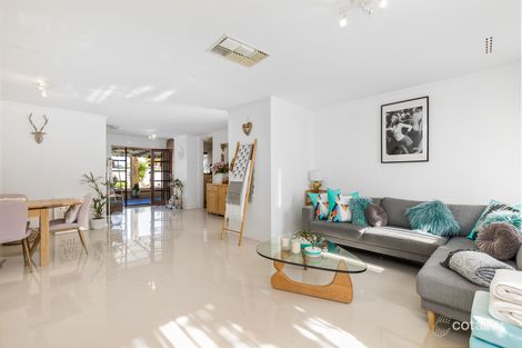 Property photo of 4 Seabird Place Craigie WA 6025