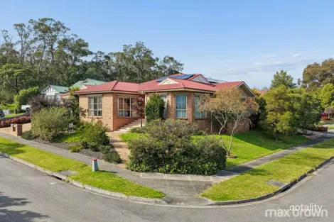 24 Nolan Ave, Mooroolbark, VIC 3138
