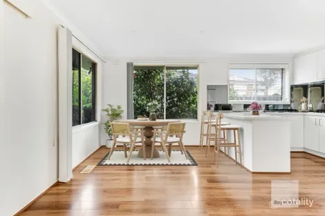Property photo of 5 Chisholm Close Gladstone Park VIC 3043