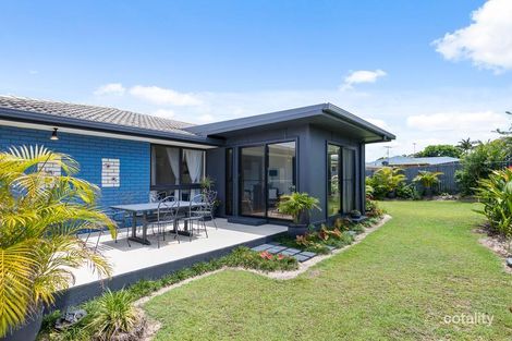 Property photo of 21 Halyard Drive Wurtulla QLD 4575