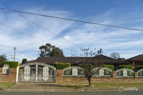 17 Ravenswood St, Canley Vale, NSW 2166