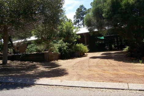 Property photo of 6 Nyaania Court Glen Forrest WA 6071