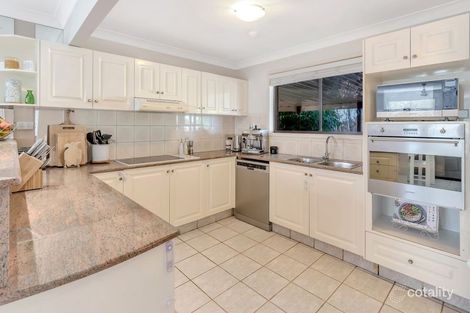 Property photo of 6 Dunhill Court Carrara QLD 4211