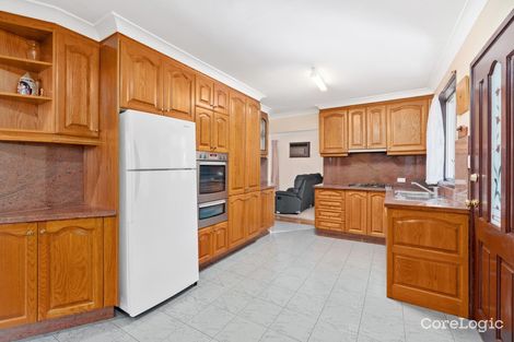 Property photo of 81 Jacaranda Drive Georges Hall NSW 2198