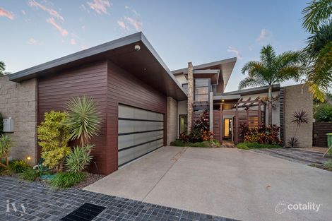 Property photo of 37 Quayside Drive Helensvale QLD 4212