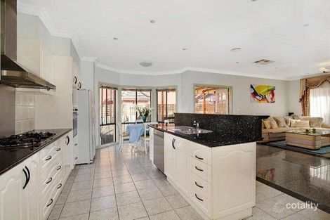 Property photo of 1 Kaleno View Balwyn VIC 3103