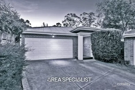 Property photo of 2/6 Morecroft Way Langwarrin VIC 3910