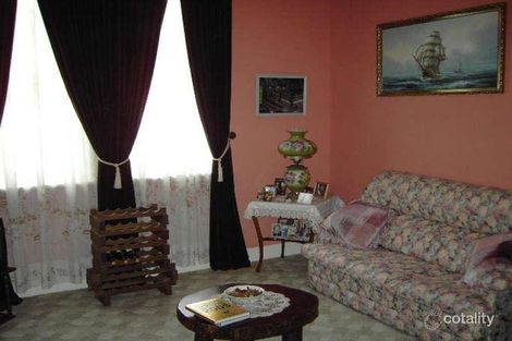 Property photo of 110 Botanic Road Warrnambool VIC 3280