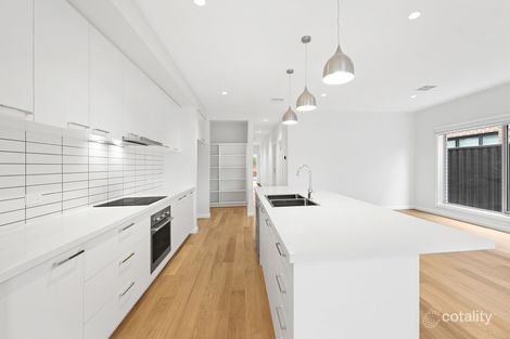 Property photo of 31 Paul Avenue Keilor East VIC 3033