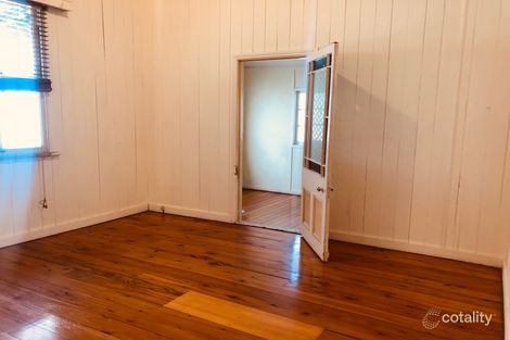 Property photo of 2/74 Linton Street Kangaroo Point QLD 4169