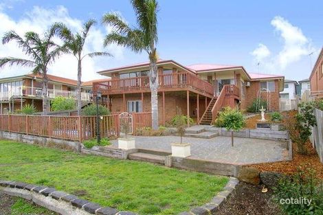 Property photo of 37 Victory Way Highton VIC 3216