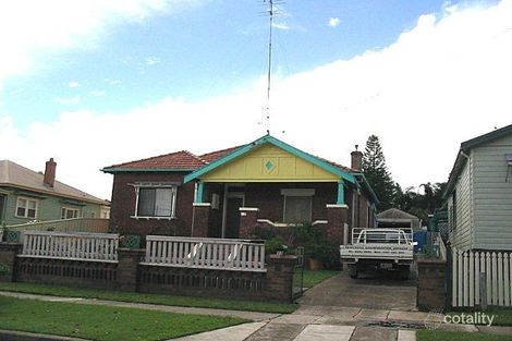 13 Buruda St, Mayfield West, NSW 2304