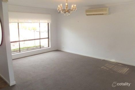 Property photo of 7 Leonis Court Moe VIC 3825