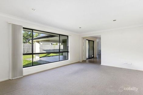 Property photo of 1 Willunga Street Pacific Pines QLD 4211