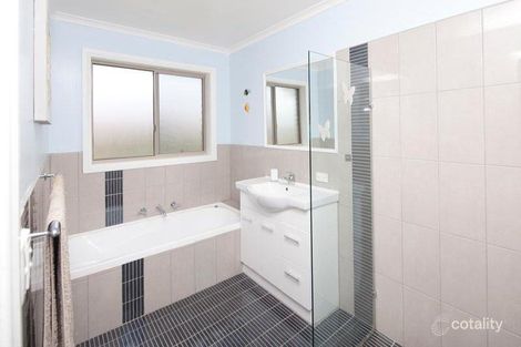 Property photo of 5 Gull Court Blind Bight VIC 3980