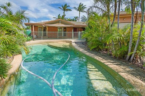 Property photo of 16 Essendon Close Arundel QLD 4214
