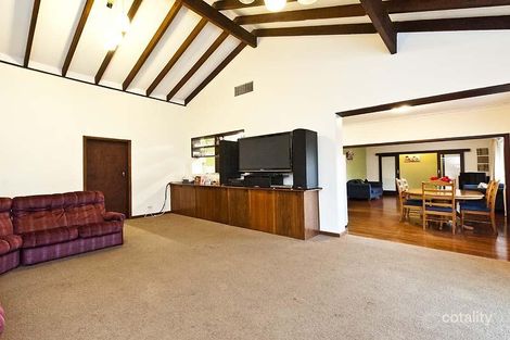 Property photo of 4 Mader Crescent Mount Nasura WA 6112