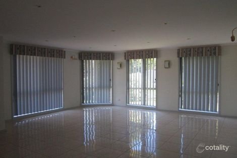 Property photo of 2 Conferta Court Cranbourne West VIC 3977