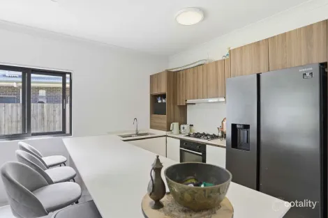 Property photo of 4 Gallery Circuit Wyong NSW 2259