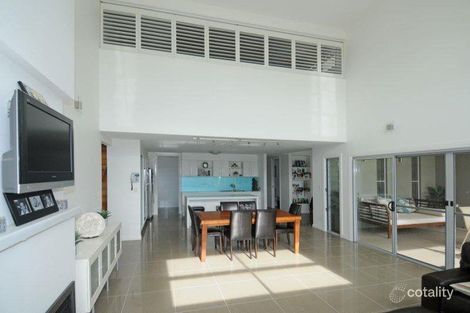Property photo of 24 William Avenue Yamba NSW 2464
