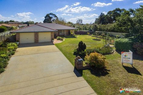 Property photo of 2 The Boulevarde Armidale NSW 2350