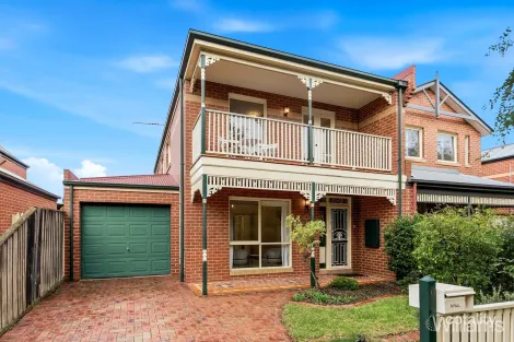 11 Bates Dr, Williamstown, VIC 3016