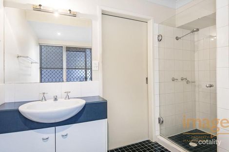 Property photo of 4/76 Gladstone Road Highgate Hill QLD 4101