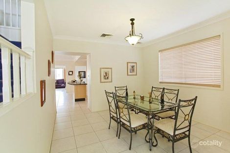 Property photo of 10 Dilston Close West Hoxton NSW 2171