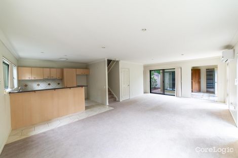 Property photo of 2/5 Northpoint Close Robina QLD 4226