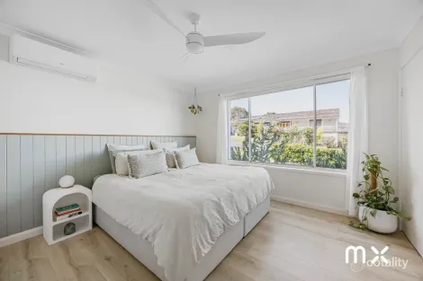 Property photo of 18 Meadow Street Corrimal NSW 2518