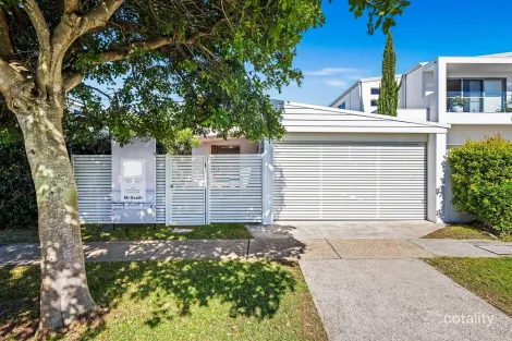 Property photo of 20 Sportsman Avenue Mermaid Beach QLD 4218