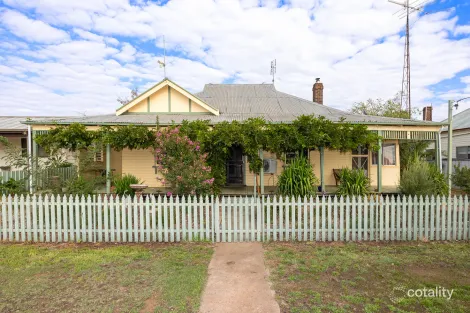 Property photo of 42 De Boos Street Barmedman NSW 2668